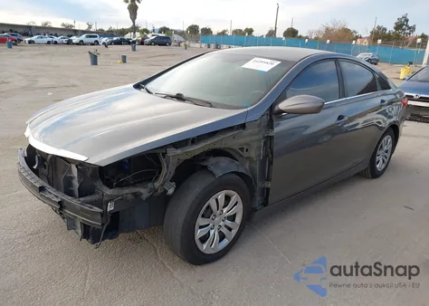 2012 Hyundai Sonata Gls z USA, uszkodzony, nr VIN 5NPEB4AC4CH492832